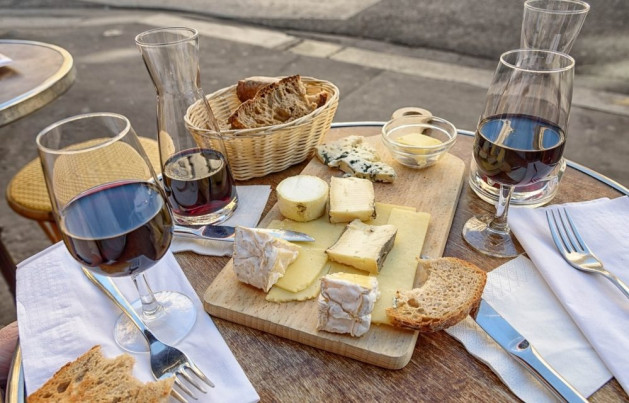 Queso en restaurantes 999x640