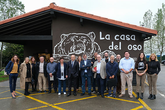 Cabárceno Casa del Oso