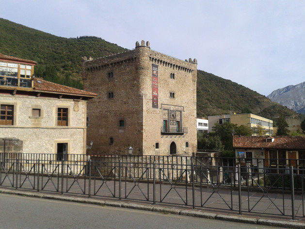 Potes Torre del Infantado