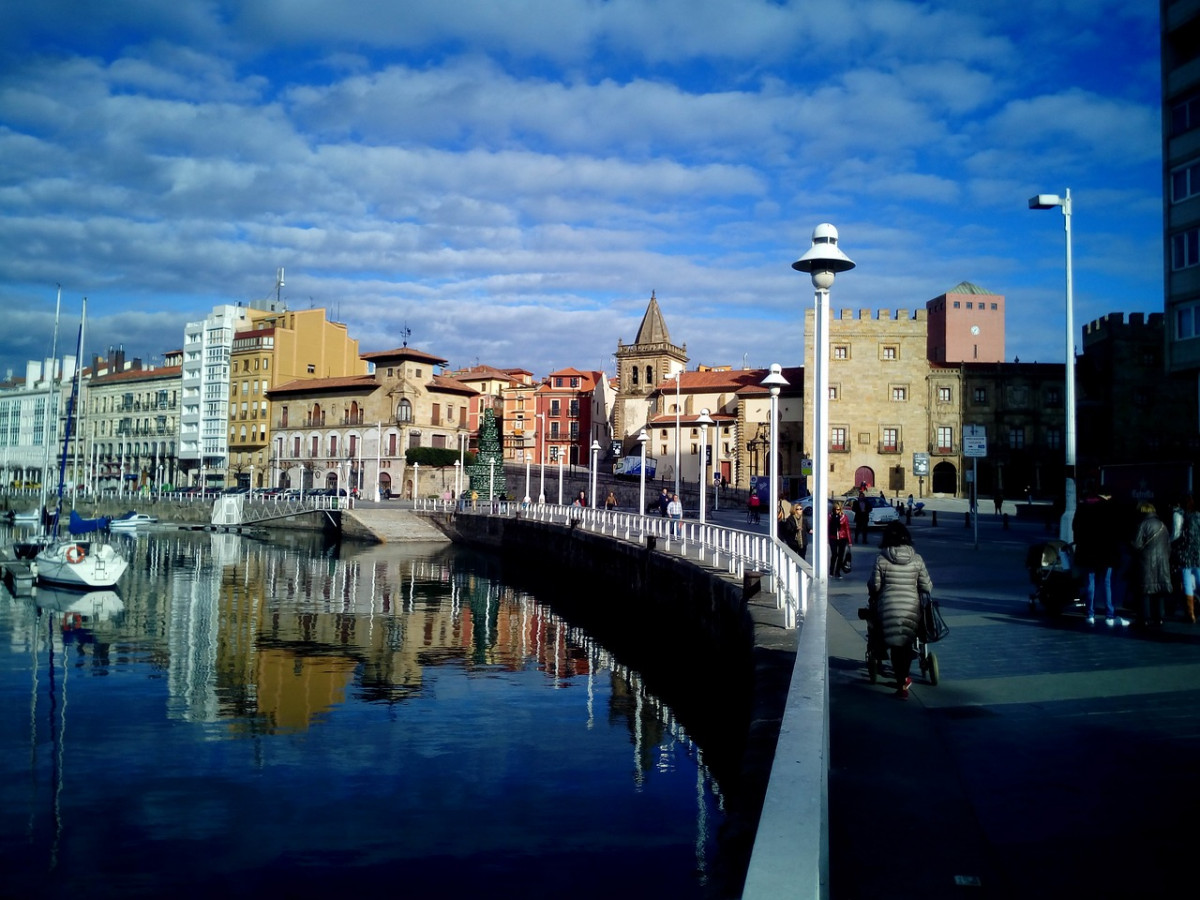 Gijon ga5d52ae54 1280