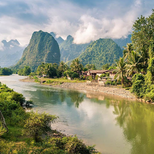 PAISAJE DE LAOS copia