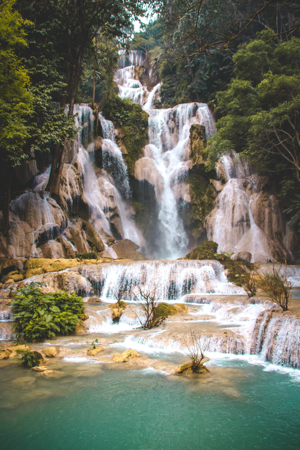 CASCADASkuang si waterfalljpg