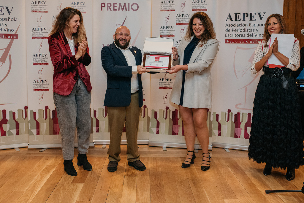 Jumilla ganu00f3 el premio Vino es Cultura